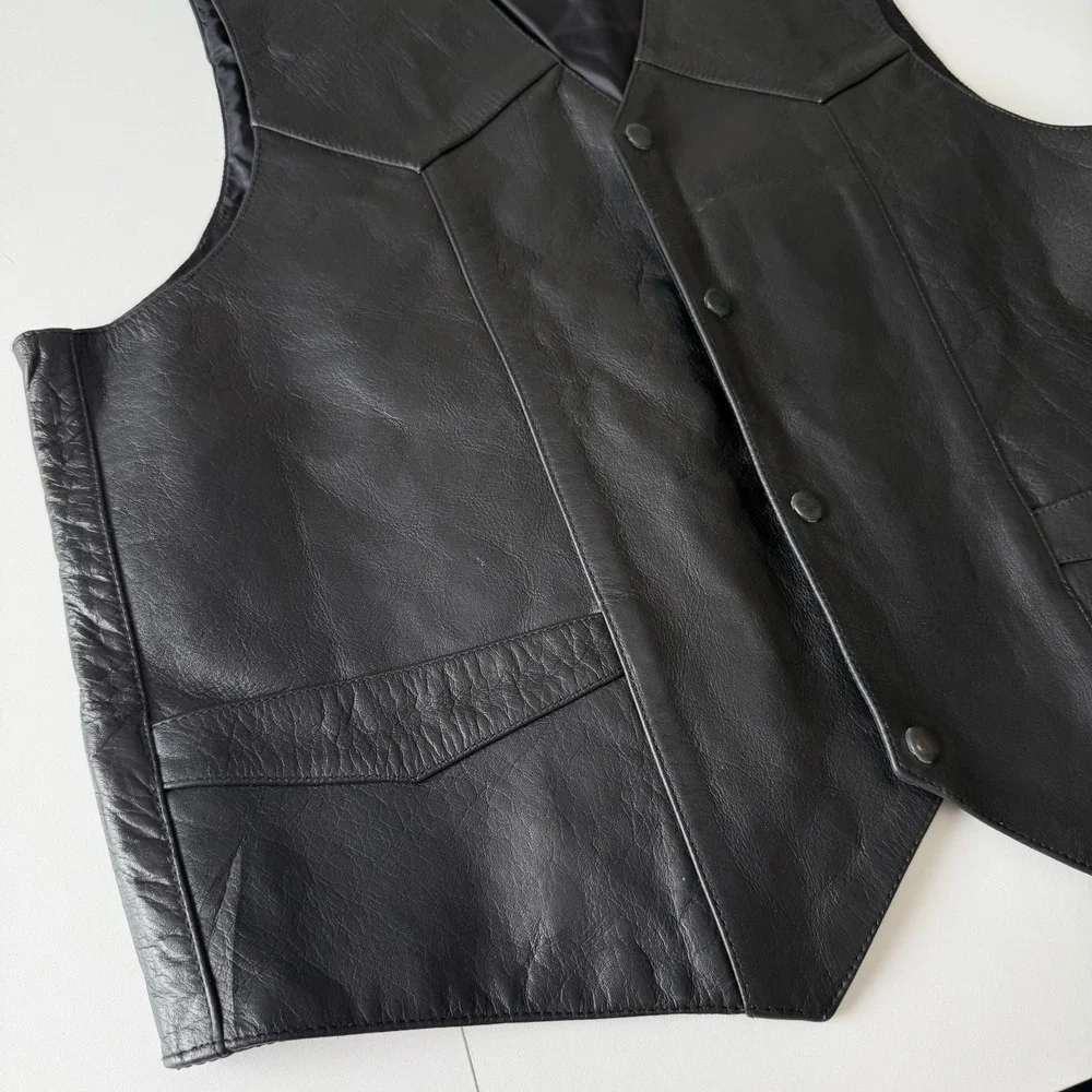 Leather Gallery Men's Black Leather Vest Size 50 Button Up Motorcycle Vest Biker